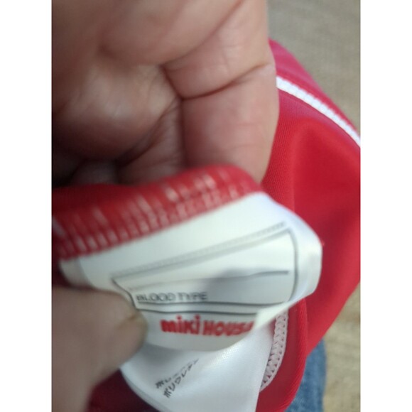 Miki House Red Catch The Big Wave Unisex Rash Guard Size 13 21 Inch Chest - Picture 5 of 8